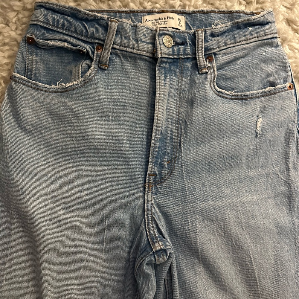 Curve Love Ultra High Rise Ankle Straight Jean 26/2s